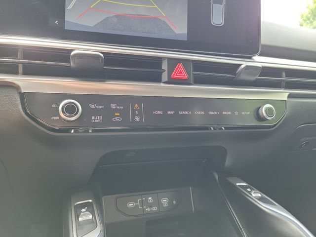 Certified 2024 Kia Sorento X-Line EX AWD/4WD image 24