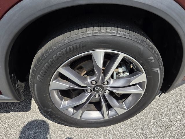 Used 2023 INFINITI QX60 Luxe FWD image 10