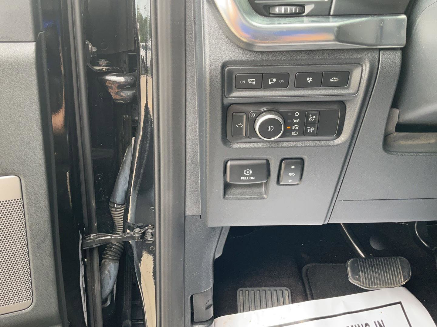 Used 2021 Ford F150 Lariat w/ Equipment Group 502A High image 14