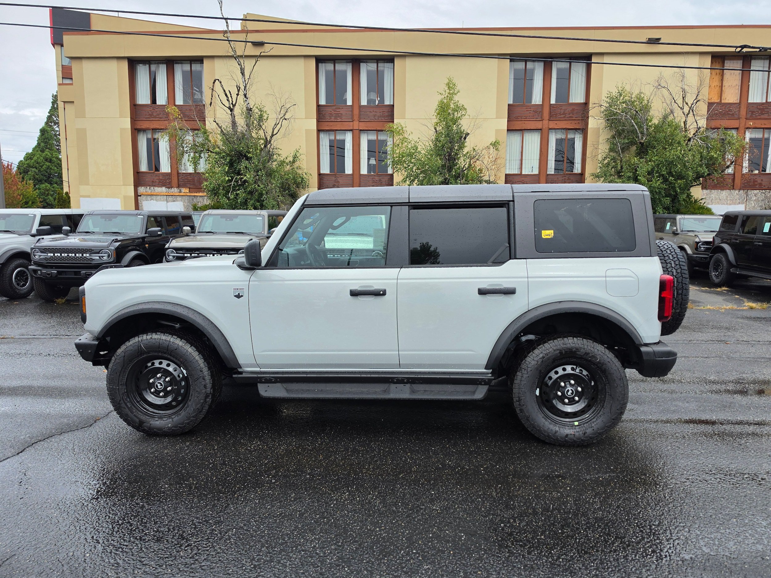 New 2026 Ford Bronco Big Bend AWD/4WD image 8