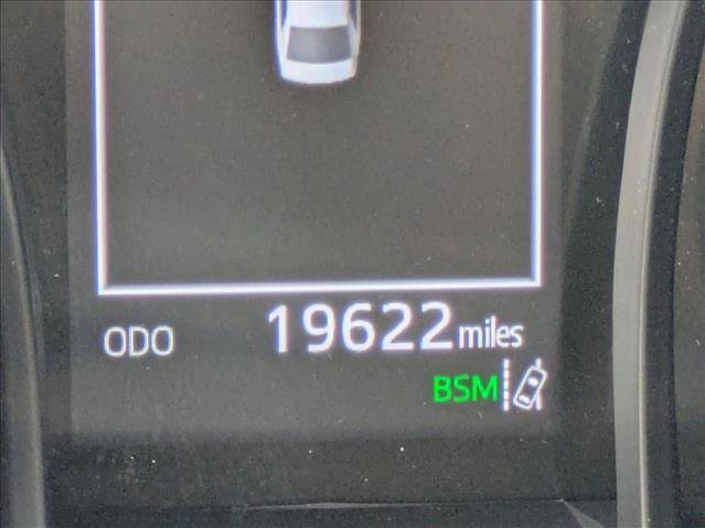 Used 2023 Toyota Camry SE FWD image 10