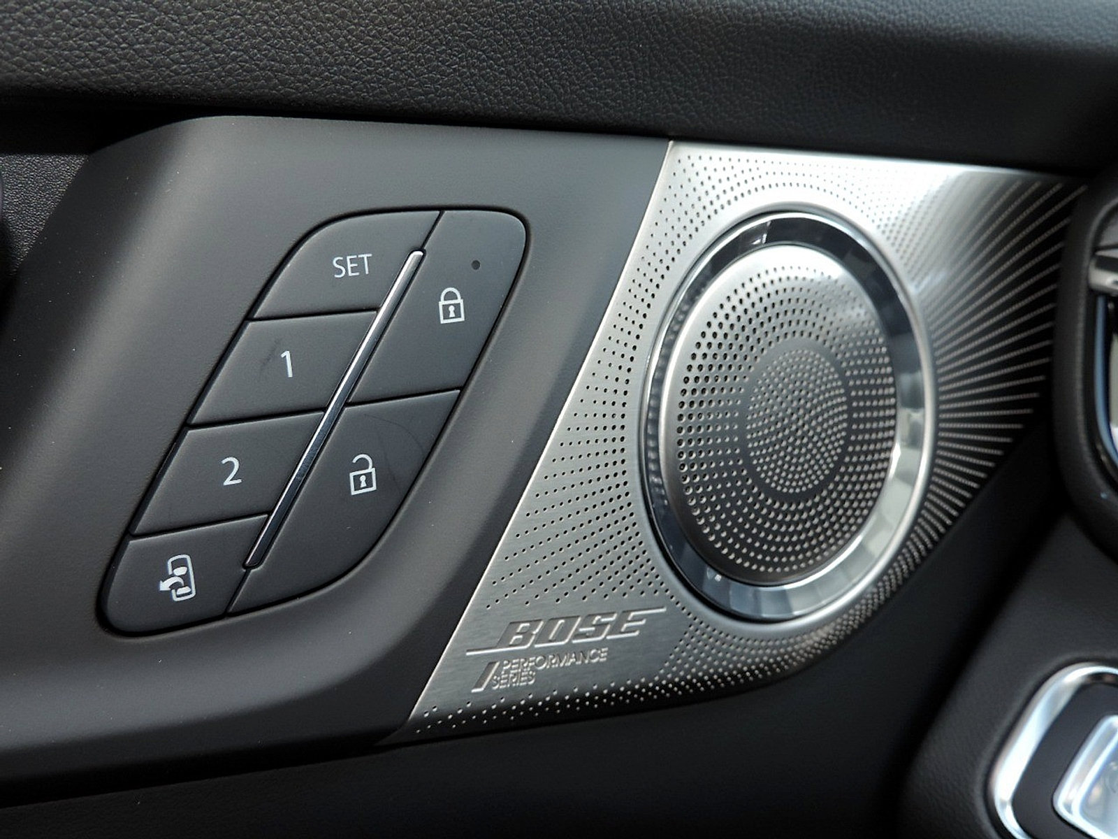 New 2026 Buick Enclave Avenir w/ Super Cruise Package image 24