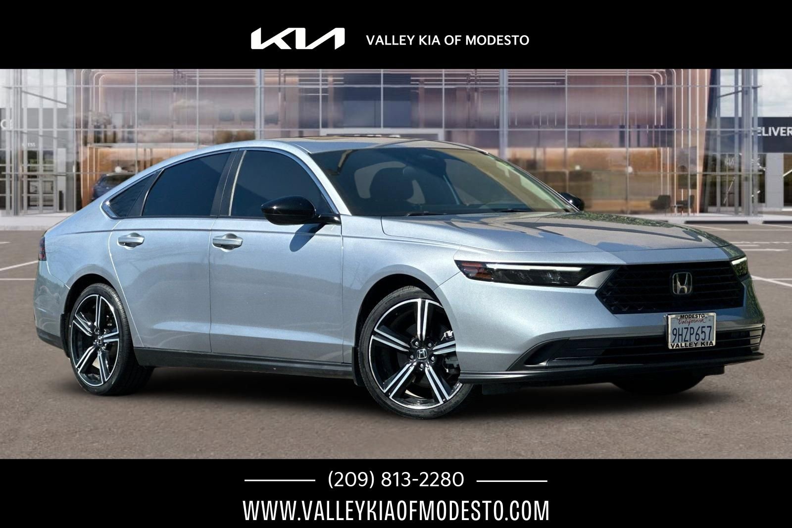 Used 2023 Honda Accord Sport image 1