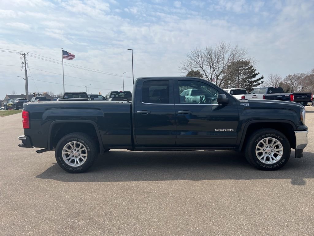 Used 2017 GMC Sierra 1500 SLE w/ SLE Value Package image 2
