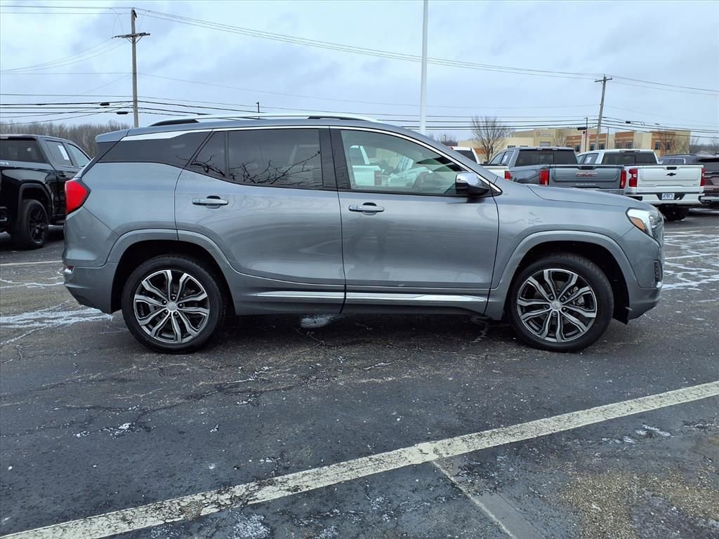 Used 2019 GMC Terrain Denali w/ Advanced Safety Package image 33