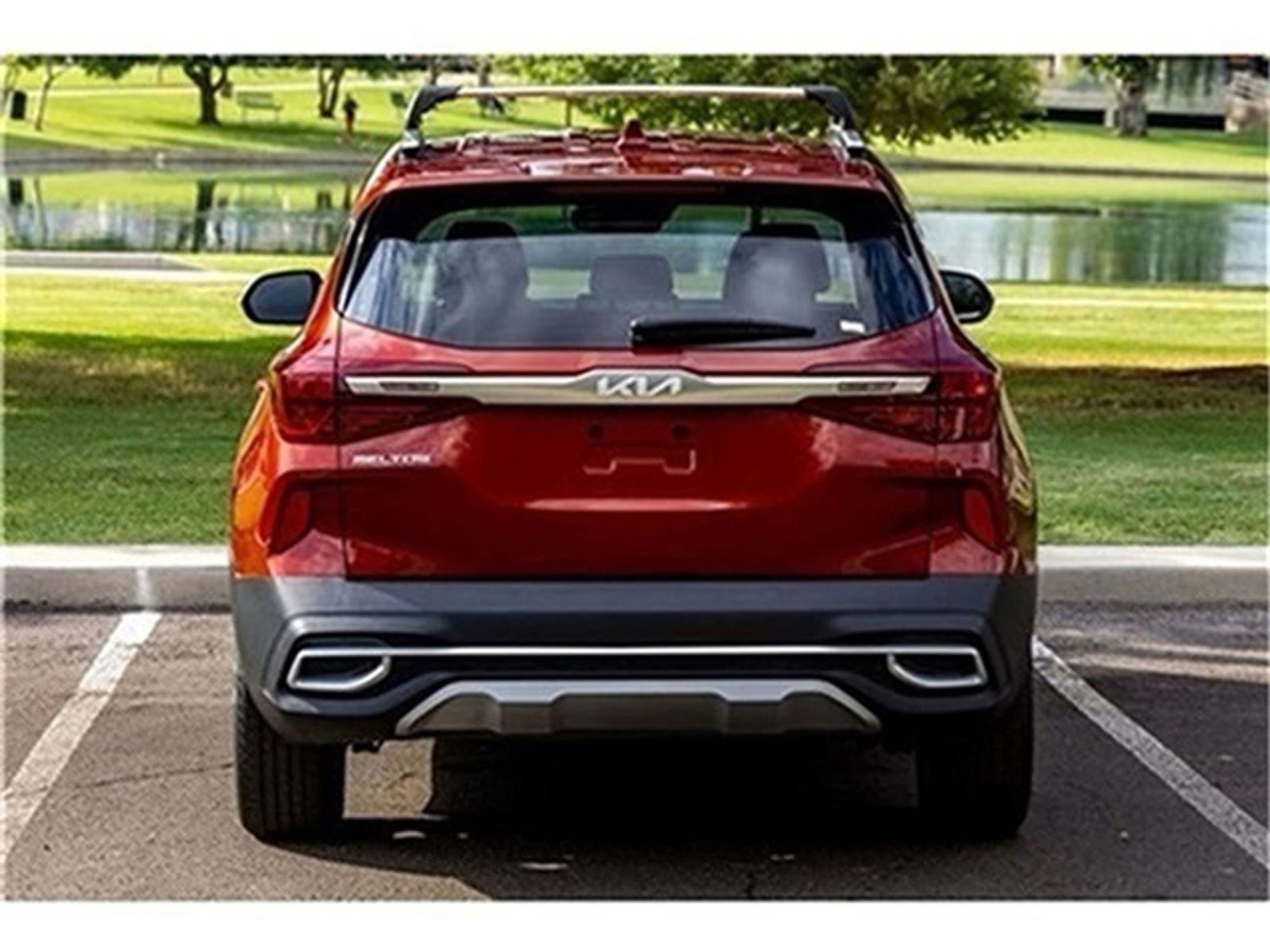 Used 2023 Kia Seltos S w/ Navigation Package image 8