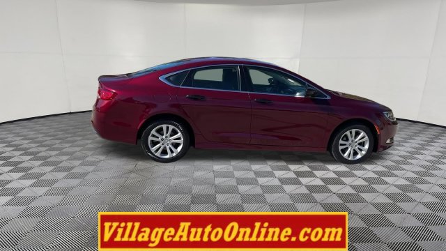 Used 2016 Chrysler 200 Limited FWD image 31