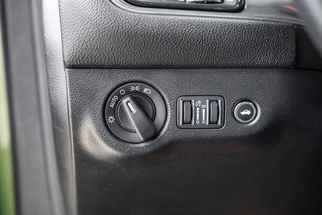 Certified 2023 Dodge Challenger SXT image 45