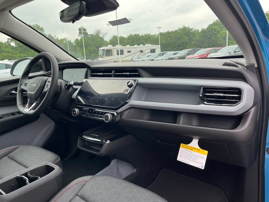 New 2027 Chevrolet Bolt RS w/ Technology Package FWD image 19