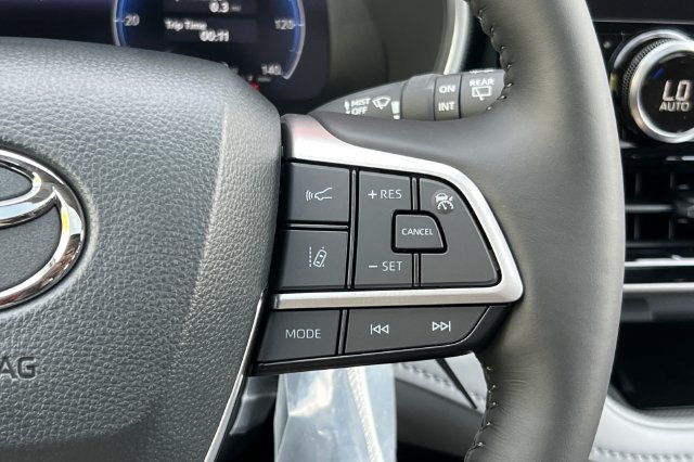 New 2026 Toyota Highlander Limited AWD/4WD image 28