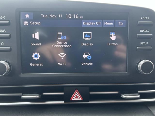 Certified 2023 Hyundai Elantra SE w/ Cargo Package image 27