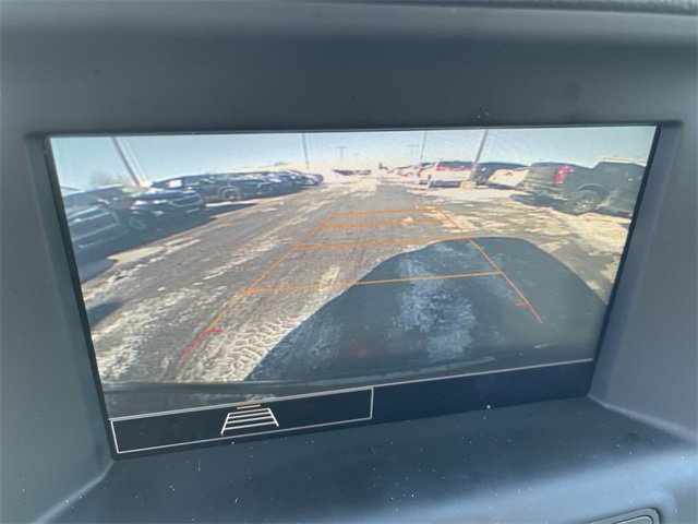 Used 2022 GMC Terrain SLE w/ Driver Convenience Package image 17