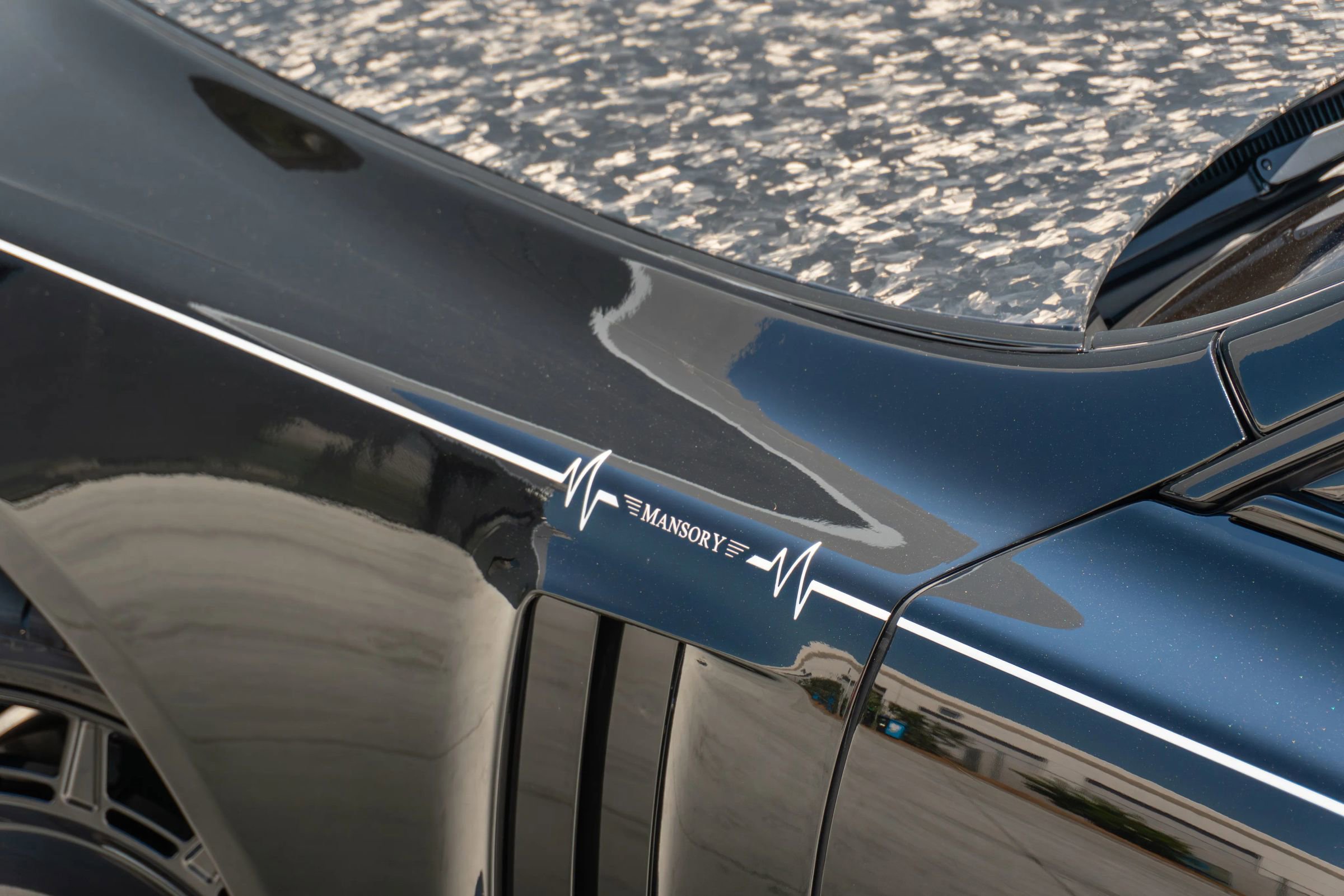 Used 2024 Rolls-Royce Phantom Sedan w/ The Phantom Package RWD image 57