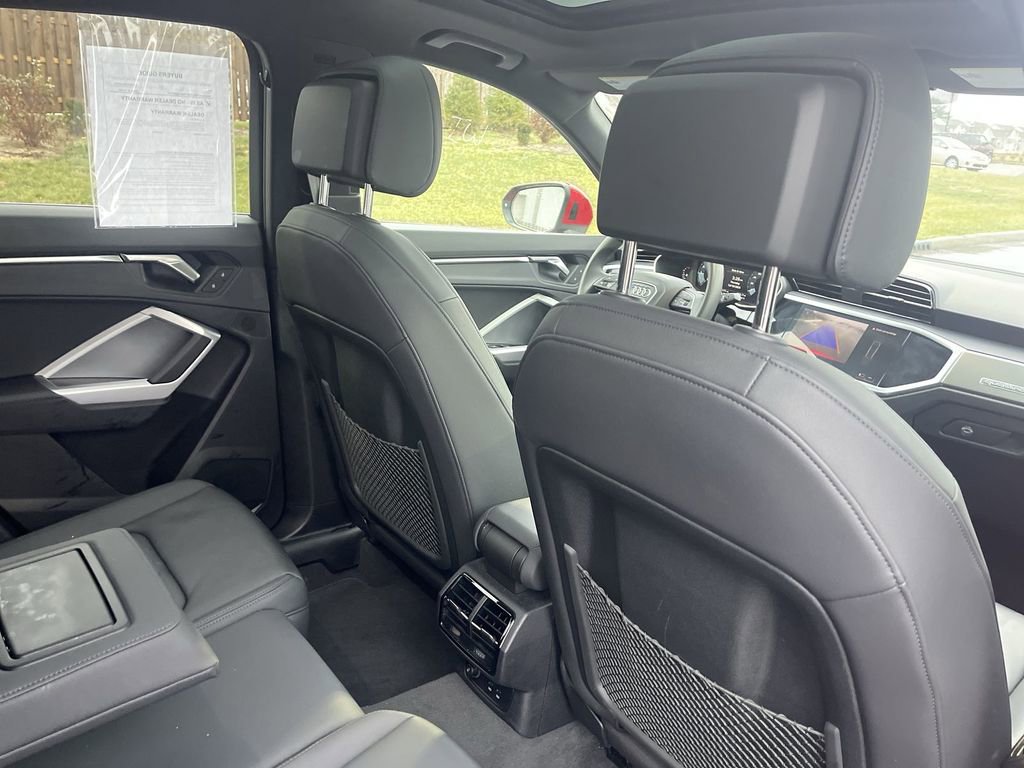 Used 2025 Audi Q3 2.0T Premium image 37