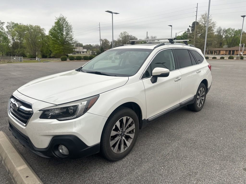 Used 2018 Subaru Outback 2.5i Touring image 10