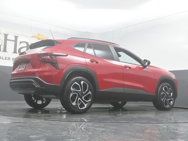 New 2026 Chevrolet Trax RS w/ Sunroof Package FWD image 11
