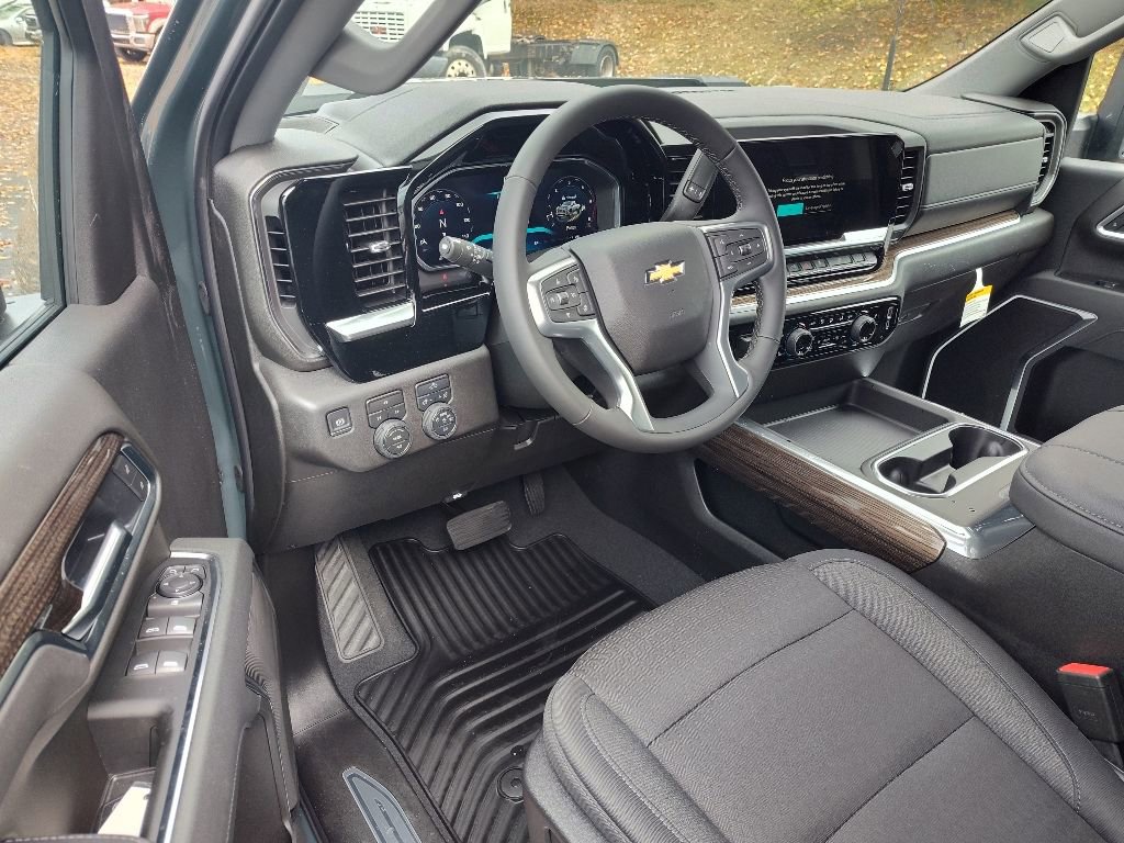 New 2026 Chevrolet Silverado 3500 LT w/ Convenience Package image 13