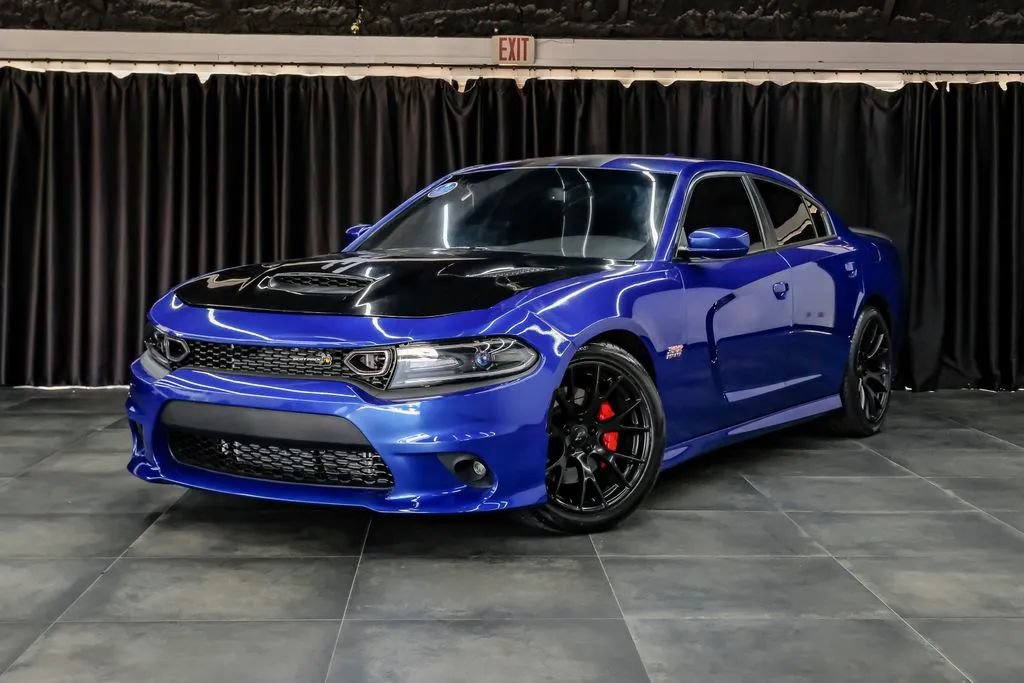 Used 2021 Dodge Charger Scat Pack RWD image 2