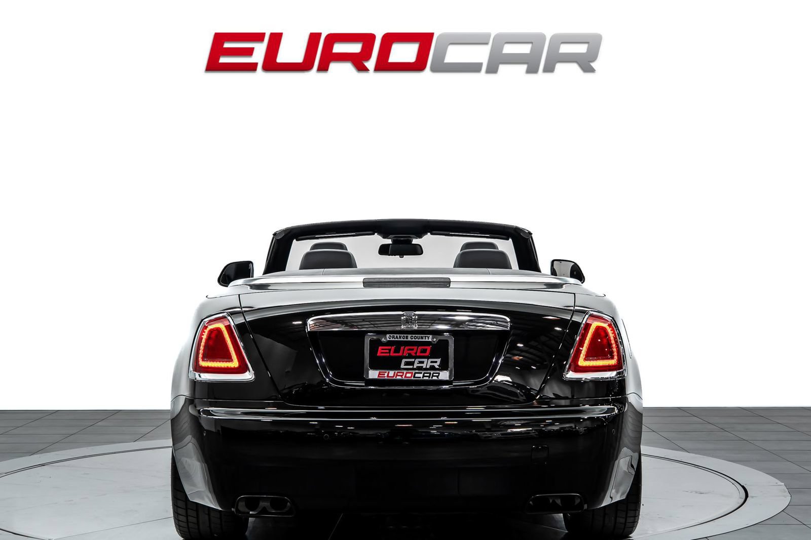 Used 2017 Rolls-Royce Dawn RWD image 5