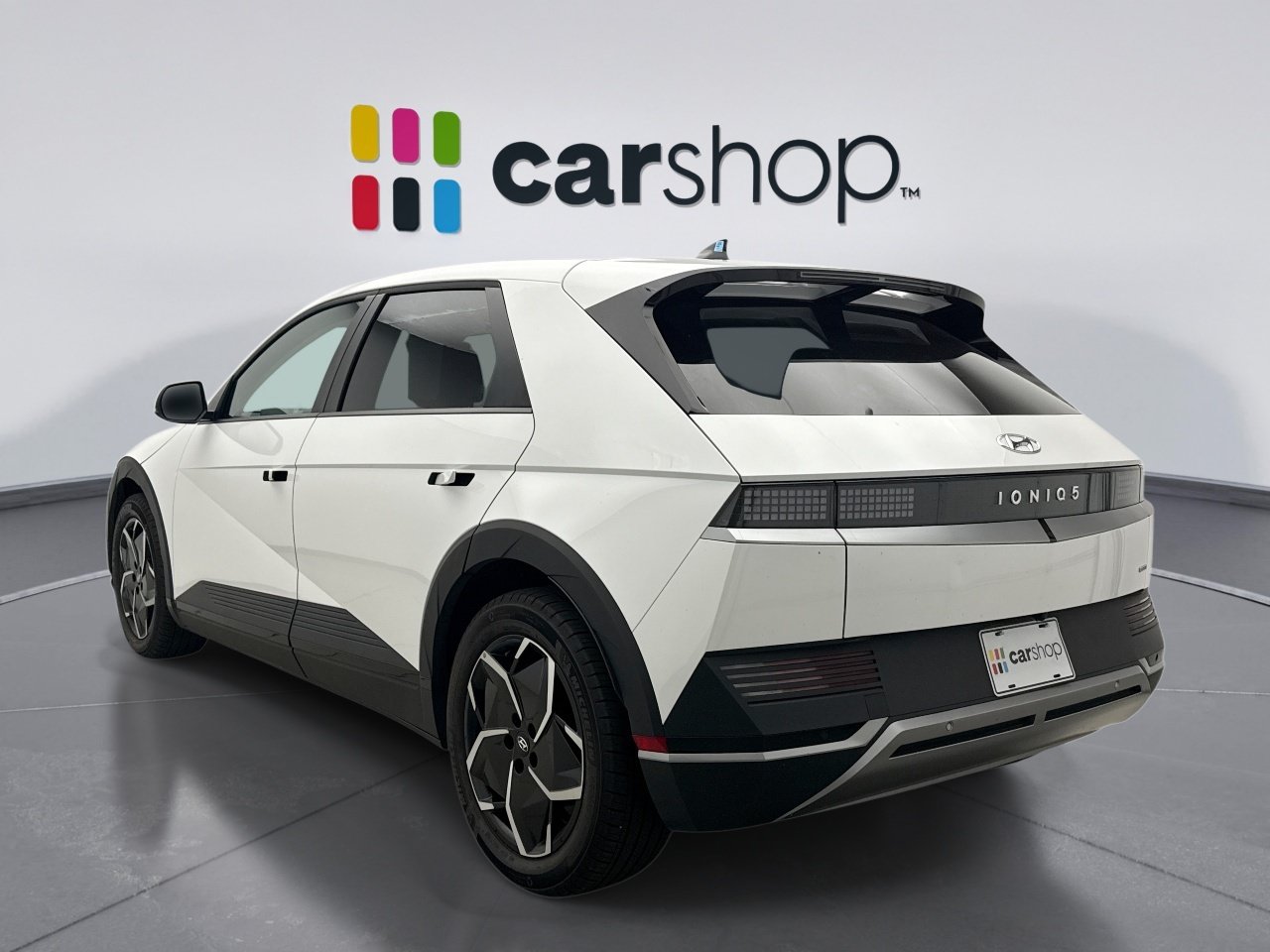 Used 2024 Hyundai Ioniq 5 SEL AWD/4WD image 3