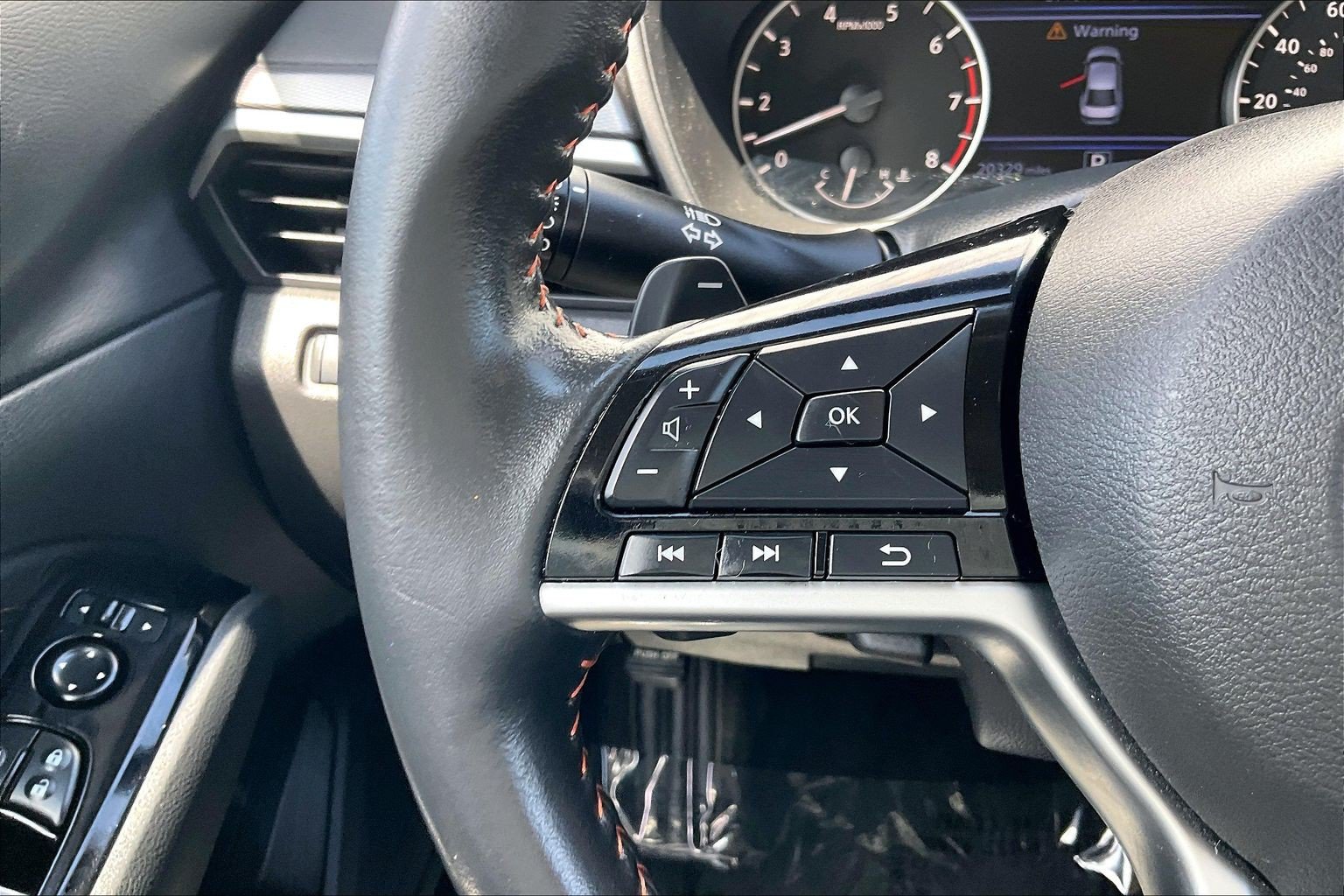 Used 2023 Nissan Altima 2.5 SR FWD image 23