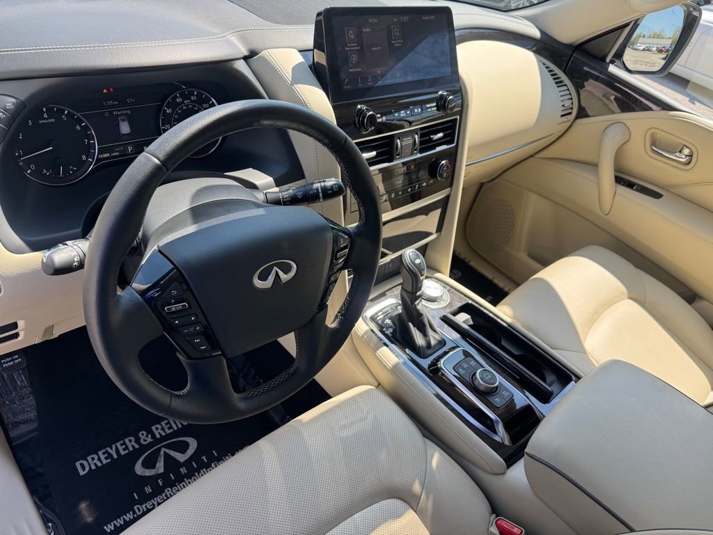 Used 2024 INFINITI QX80 Luxe w/ Cargo Package image 15