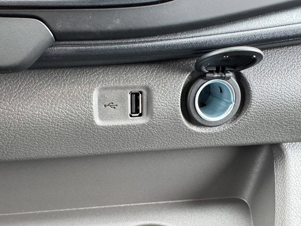 New 2026 Ford Transit 250 Low Roof AWD image 18