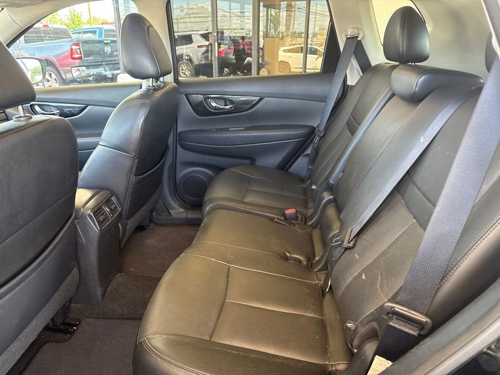 Used 2017 Nissan Rogue SL w/ SL Premium Package AWD/4WD image 14