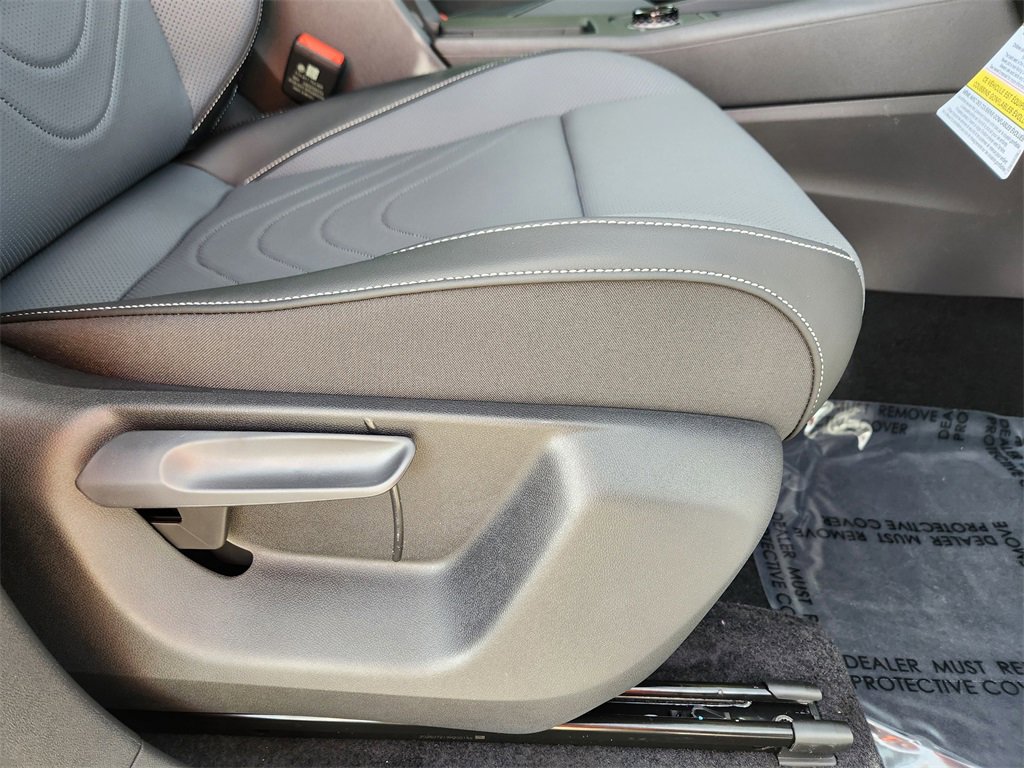 New 2026 Volkswagen Tiguan SE image 19