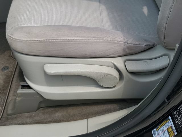 Used 2020 Kia Sedona L FWD image 21