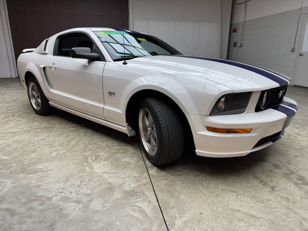 Used 2006 Ford Mustang GT Premium RWD image 7