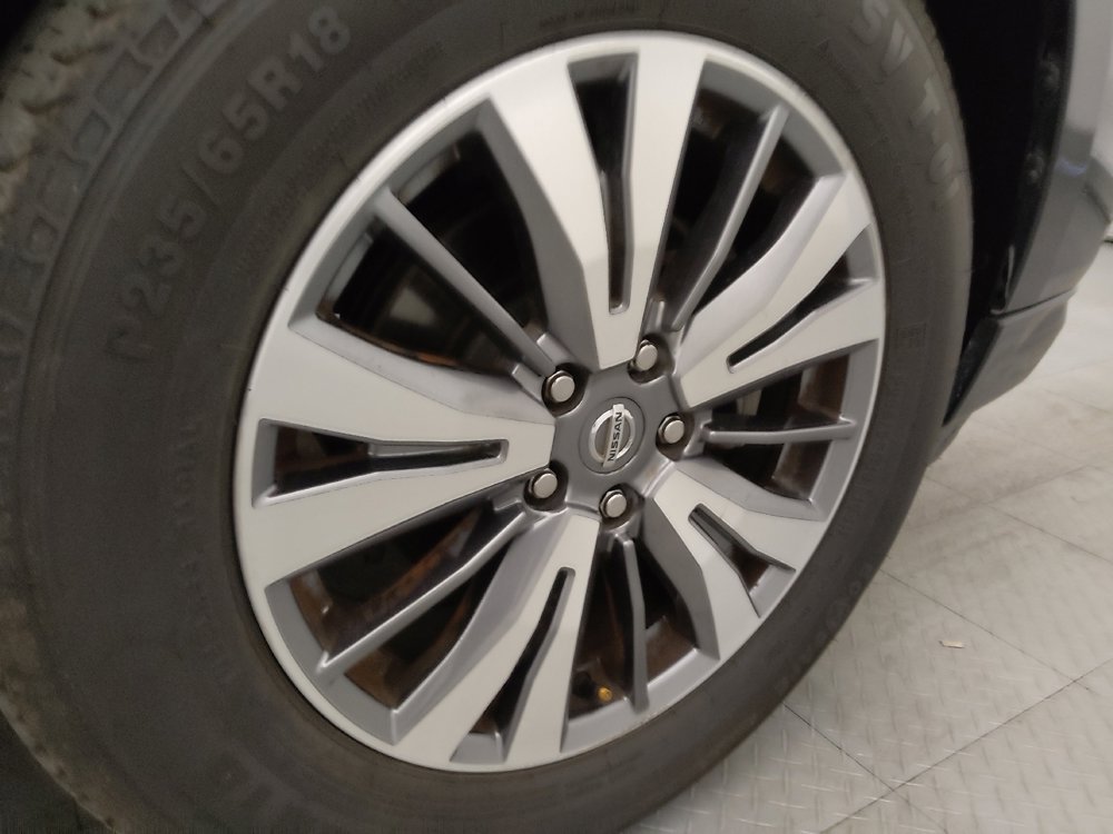 Used 2020 Nissan Pathfinder SV AWD/4WD image 31