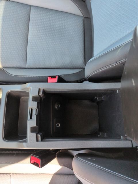 Certified 2017 Ford Escape SE w/ Equipment Group 201A image 35