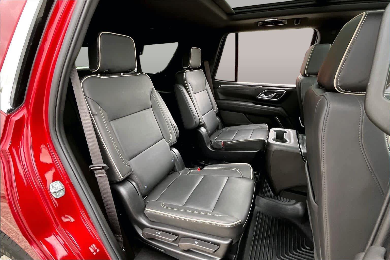 Certified 2024 GMC Yukon SLT w/ SLT Luxury Package RWD image 21