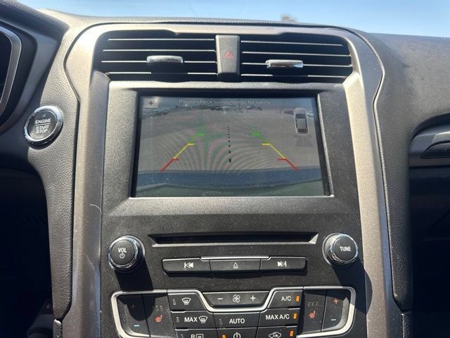 Used 2017 Ford Fusion Energi SE FWD image 22