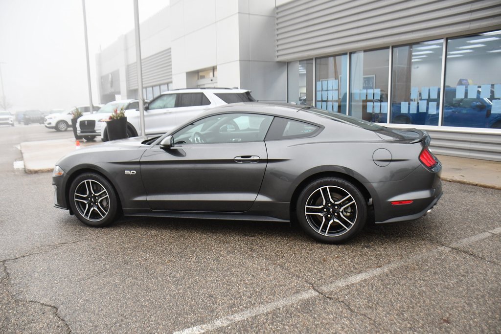 Used 2019 Ford Mustang GT image 3