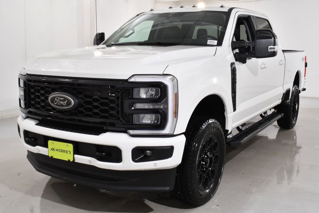 New 2026 Ford F350 Lariat w/ Black Appearance Package image 2
