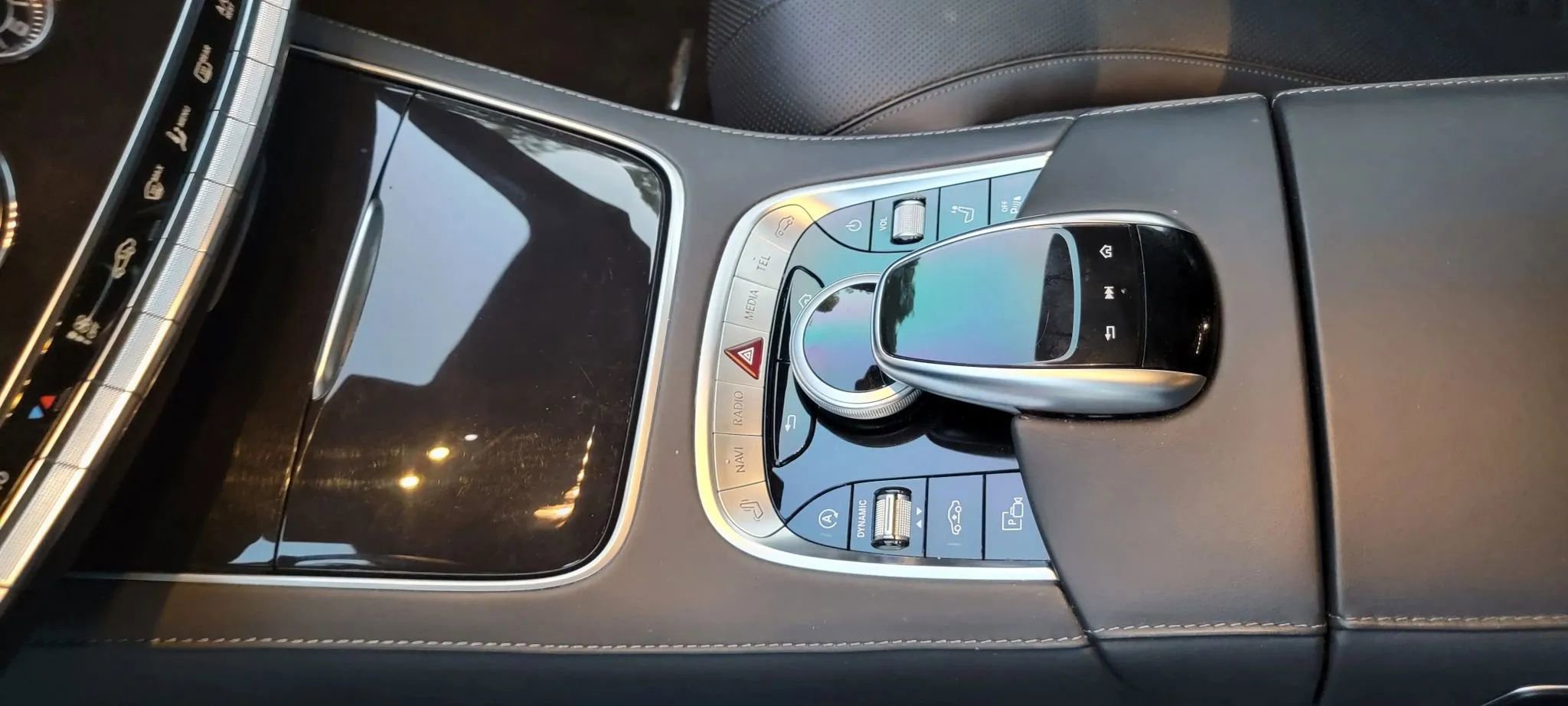 Used 2020 Mercedes-Benz S 560 Sedan image 32