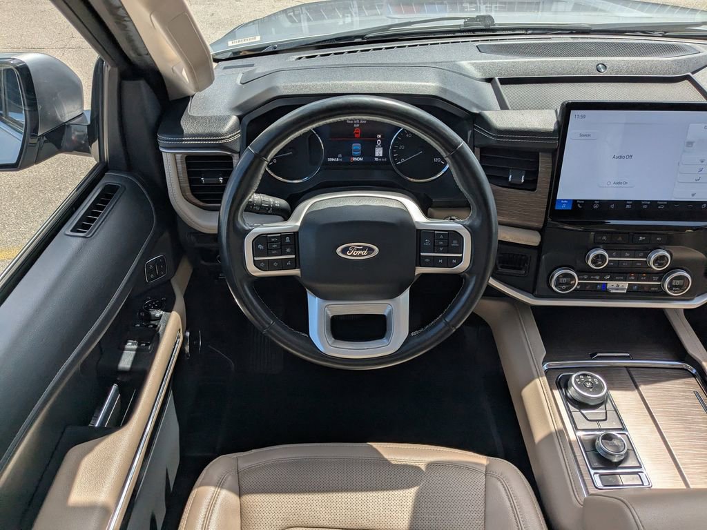 Used 2024 Ford Expedition Limited AWD/4WD image 16