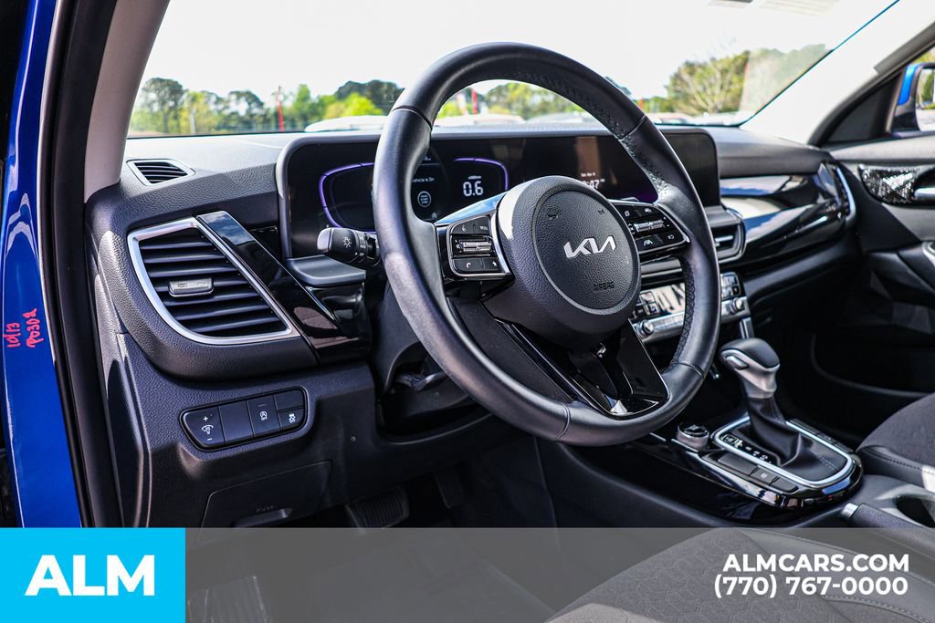 Used 2025 Kia Seltos S FWD image 27