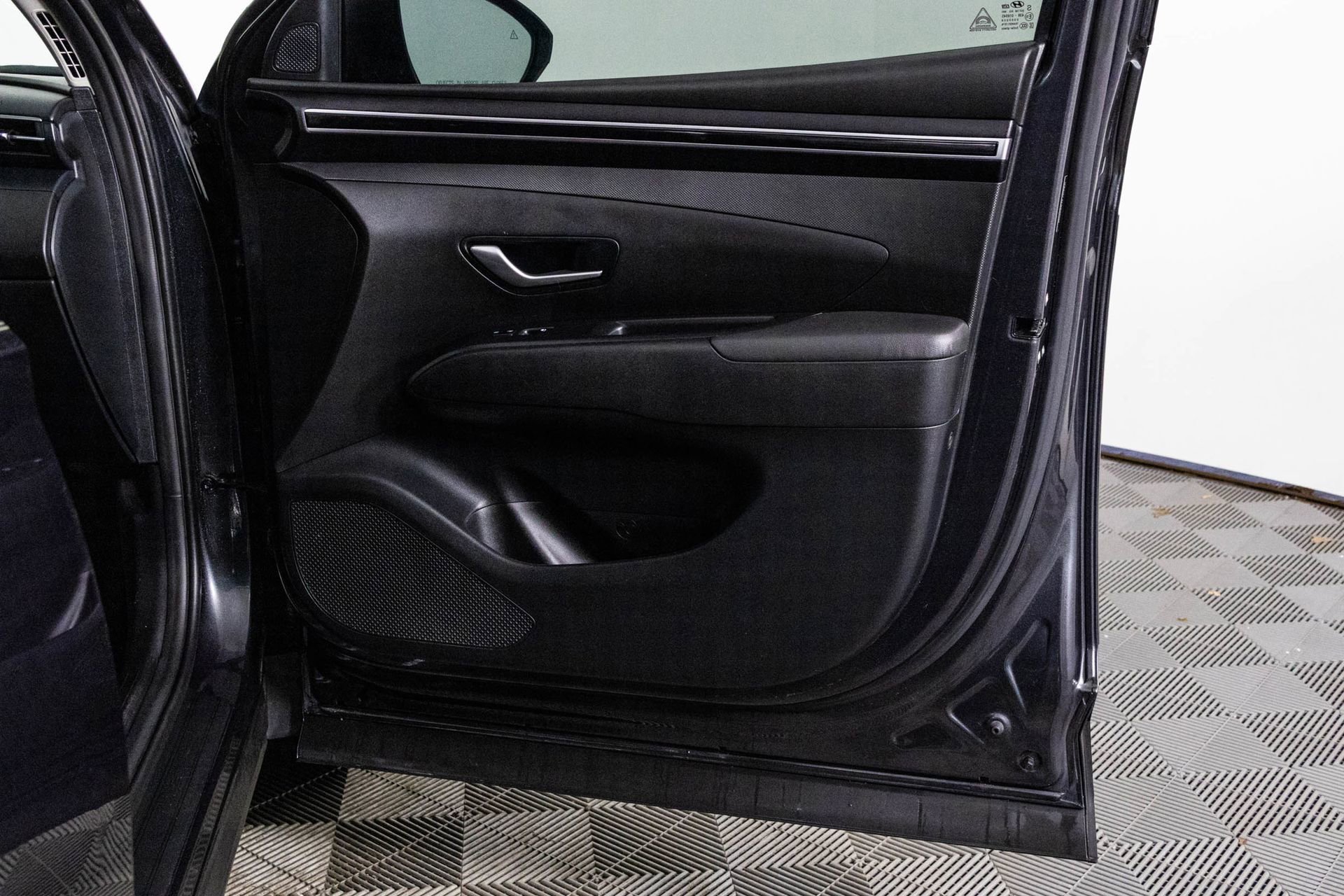 Used 2022 Hyundai Tucson SE image 39