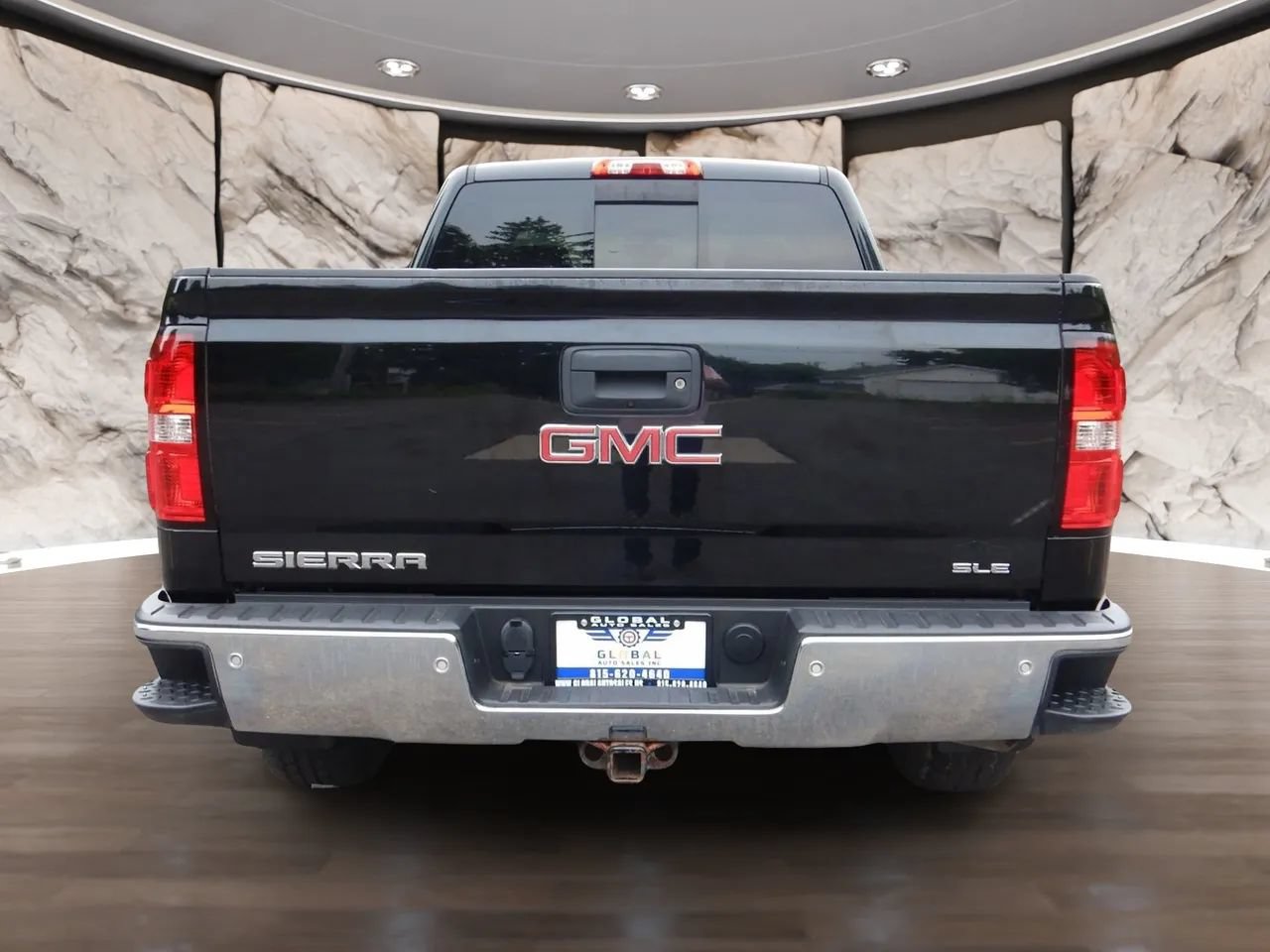Used 2015 GMC Sierra 1500 SLE w/ SLE Value Package AWD/4WD image 7
