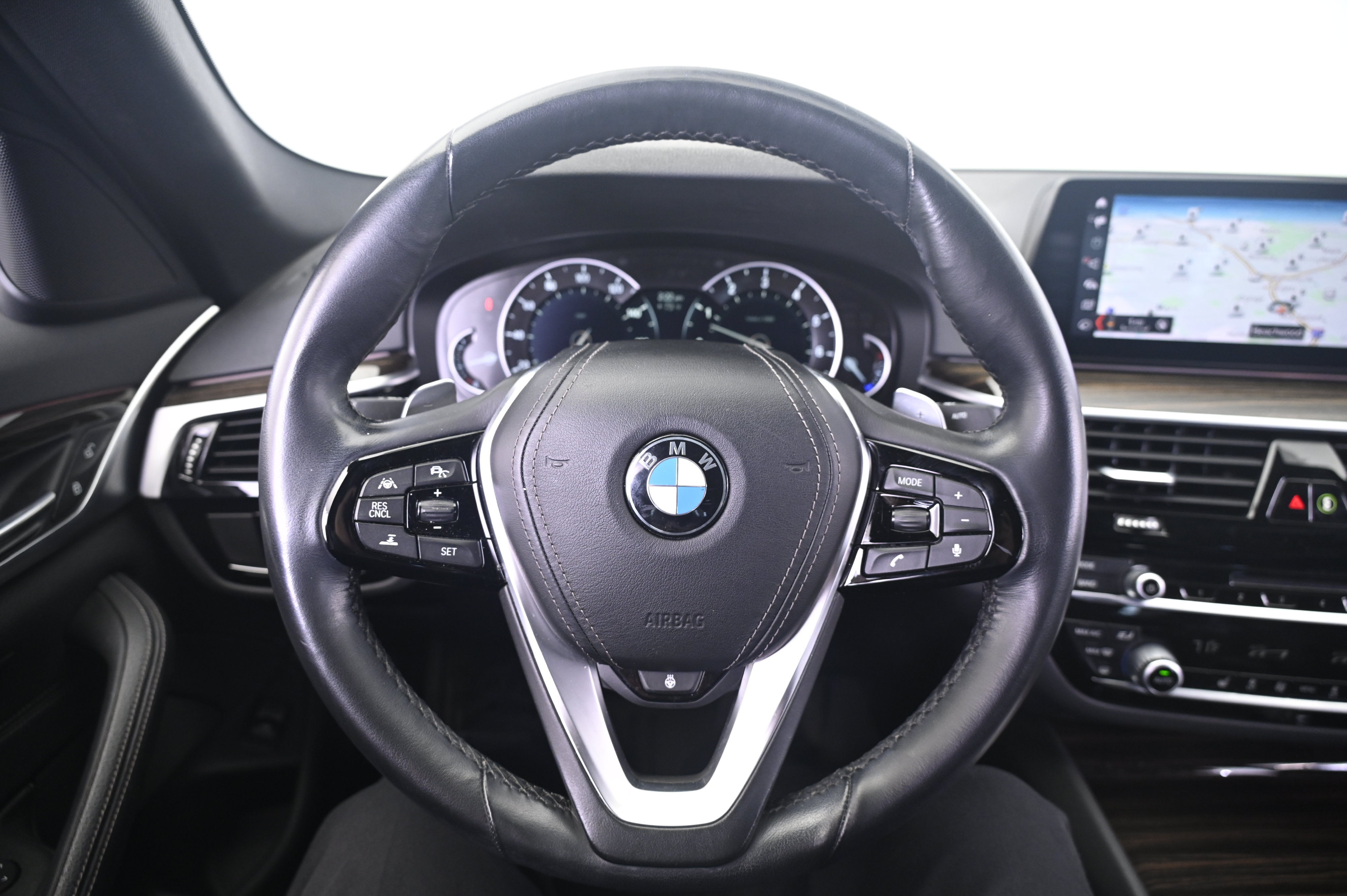 Used 2019 BMW 540i xDrive AWD/4WD image 34