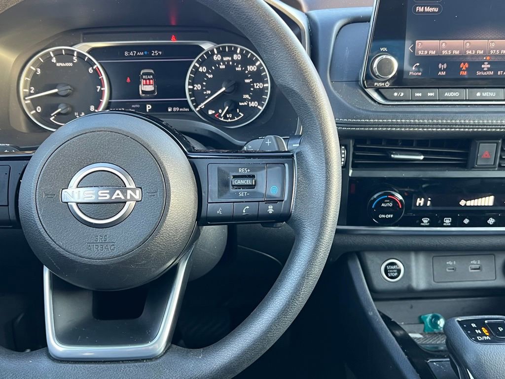 Used 2023 Nissan Rogue SV image 19