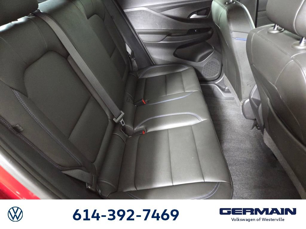 Used 2024 Buick Envista Sport Touring w/ Advanced Safety Package FWD image 18
