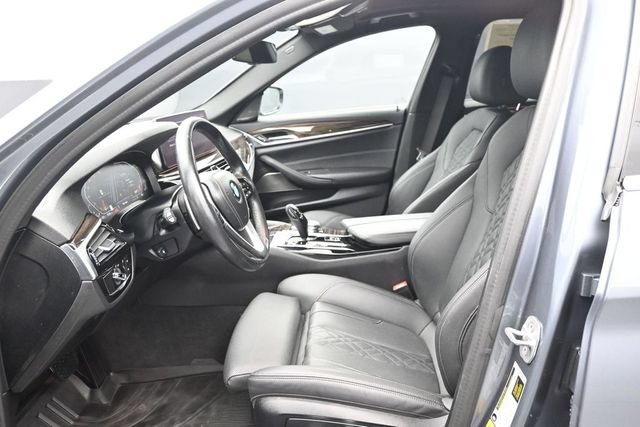 Used 2021 BMW 530i xDrive w/ Premium Package AWD/4WD image 6
