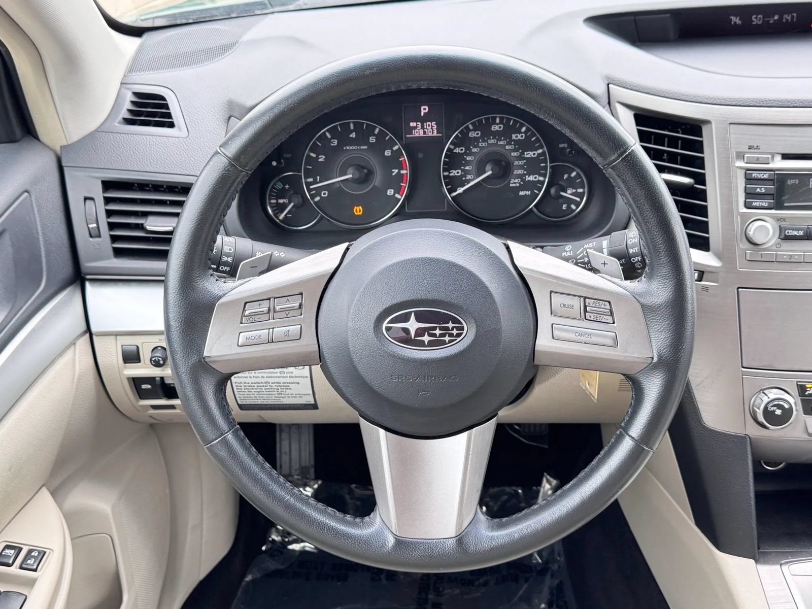 Used 2011 Subaru Outback 2.5i Premium w/ All-Weather Pkg AWD/4WD image 25