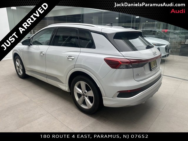 Used 2026 Audi Q4 e-tron Premium w/ Convenience Package image 5
