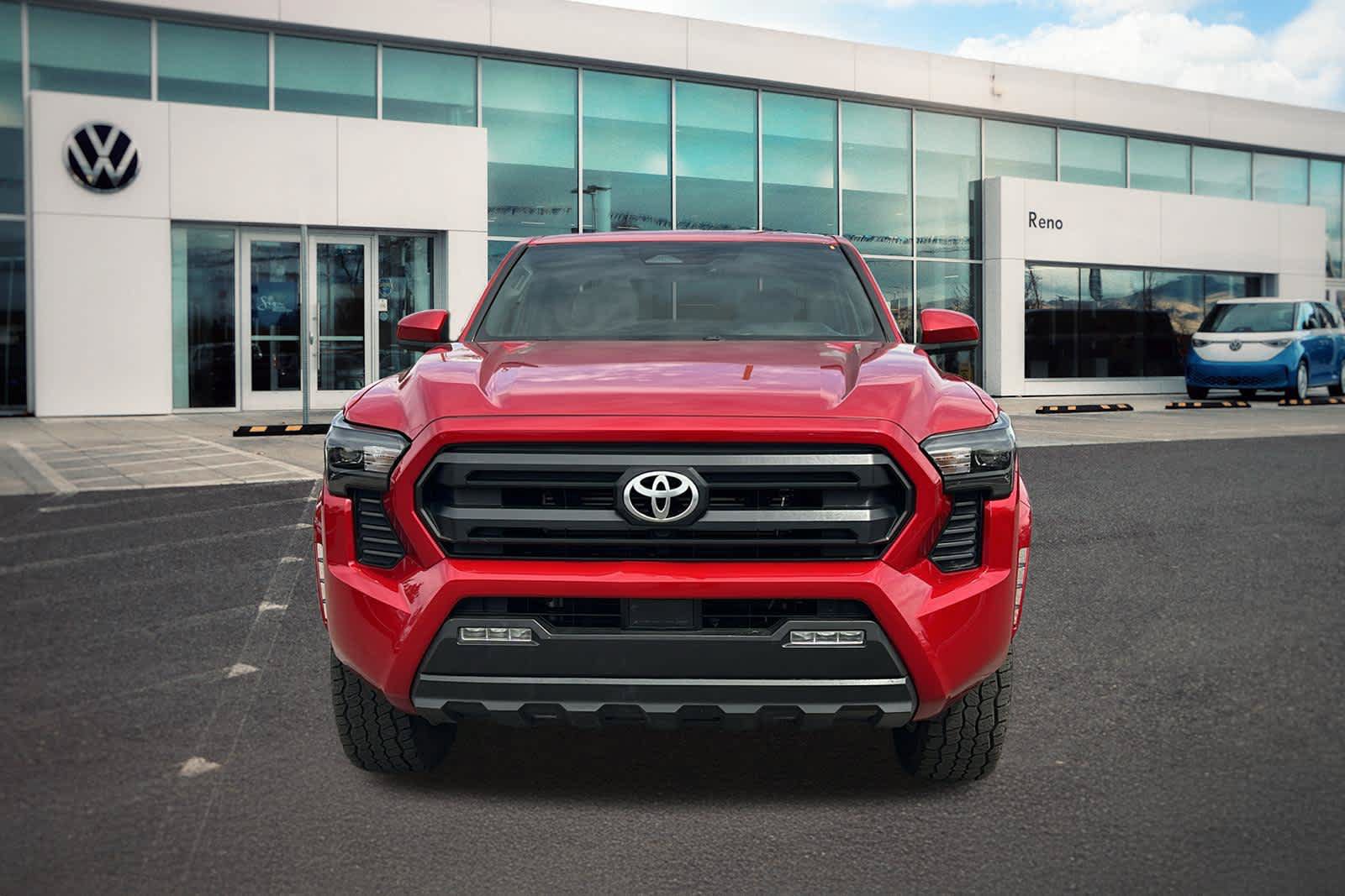 Used 2024 Toyota Tacoma SR5 AWD/4WD video 2