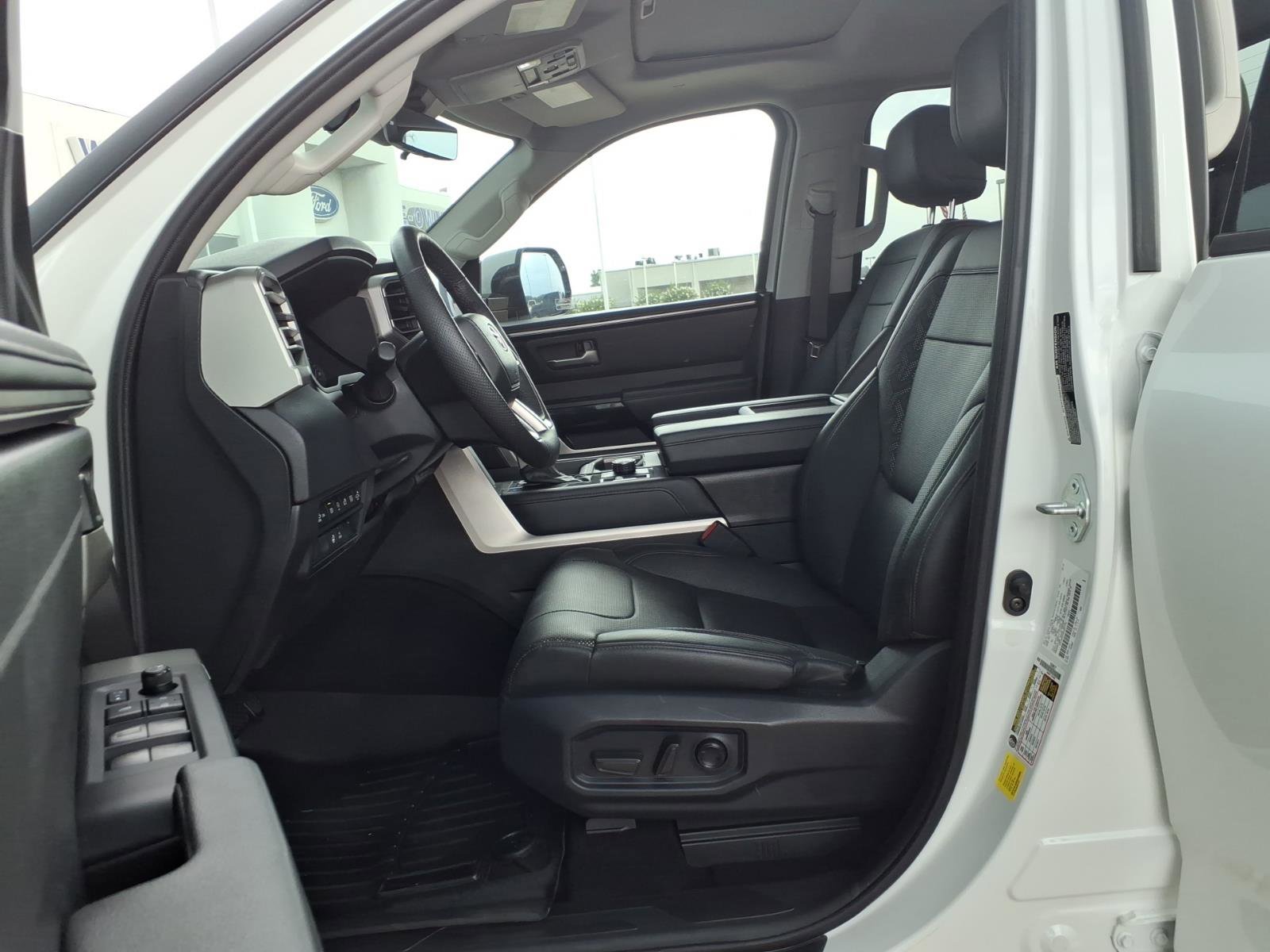 Used 2022 Toyota Tundra Limited AWD/4WD image 14